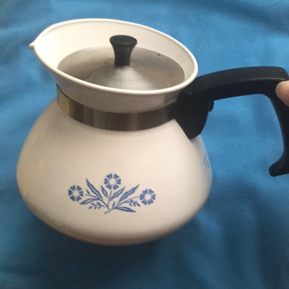 Vintage Corning Ware 4 cups coffee pot